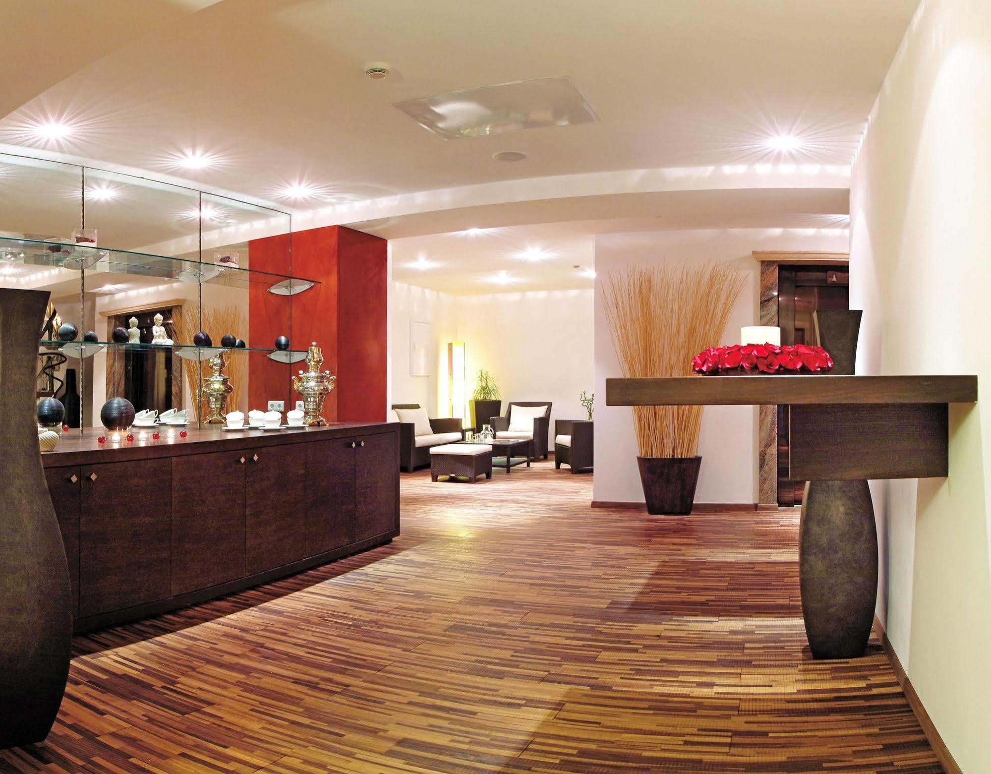 Hotel Vier Jahreszeiten Silandro Extérieur photo